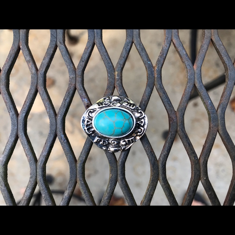 Turquoise Ring - Picture 6 of 8